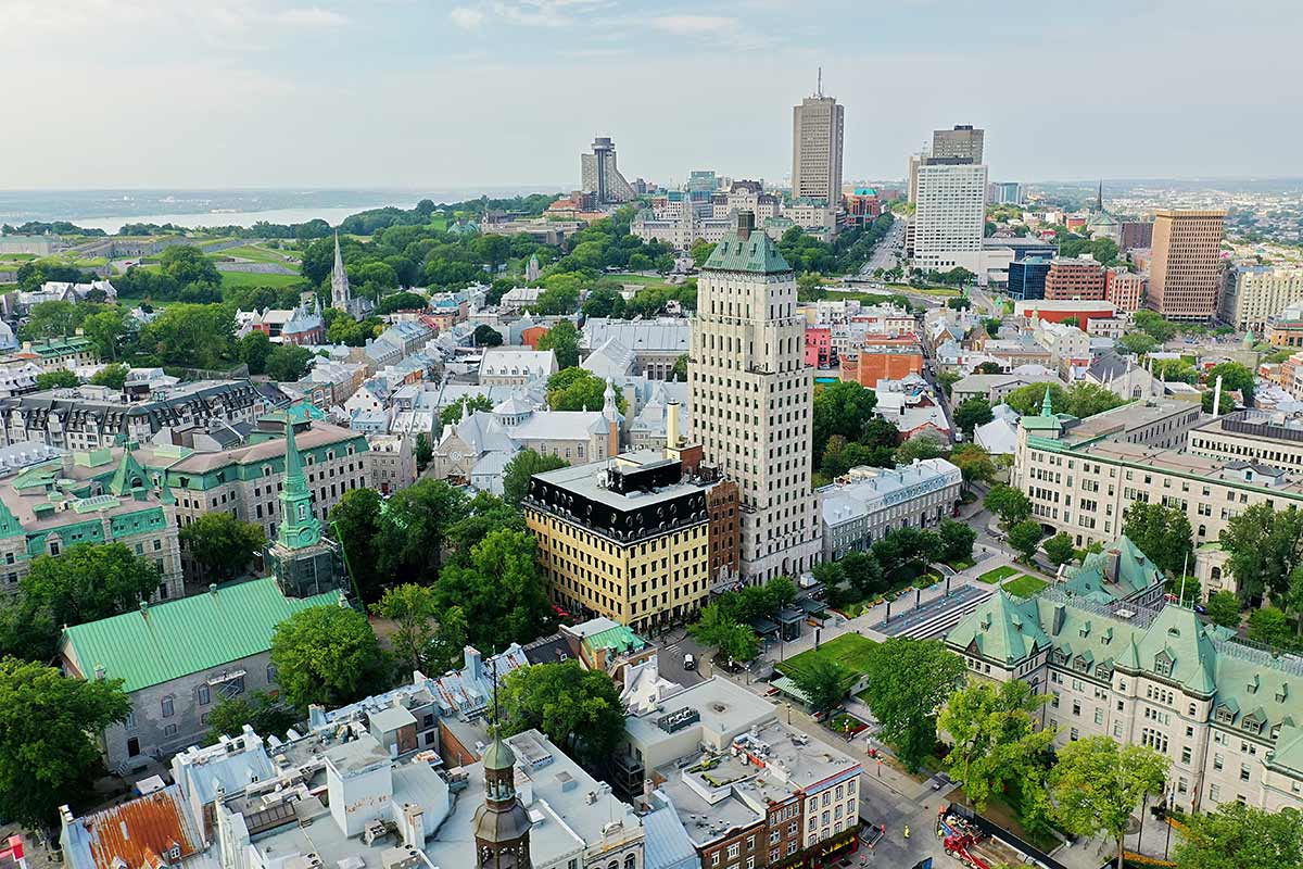 La Ville de Québec souhaite soutenir les propriétaires dans la décarbonation de leurs bâtiments. 