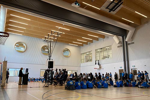 Le gymnase de la Drummondville Elementary School. Crédit : Commission scolaire Eastern Townships