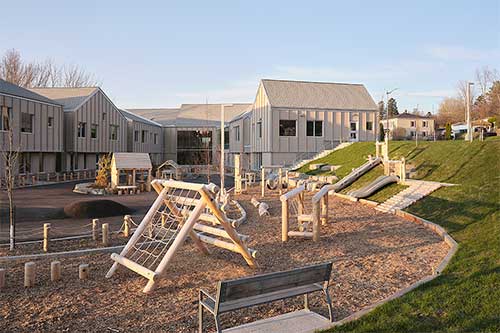 Le concept architectural du Lab-École de Saguenay s'inspire des maisons traditionnelles québécoises. Crédit : Lab-École