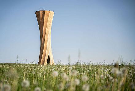 La Wangen Tower élève les sommets de la construction en bois. Crédits : ICD-ITKE-IntCDC-University of Stuttgart, Nina Baisch et  Christoph Morlok