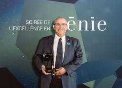 Le professeur Arezki Tagnit-Hamou a remporté le Grand Prix d’excellence professionnelle de l’Ordre des ingénieurs du Québec. Photo : Arianne Nantel Gagnon