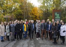 La Ville de Victoriaville s’est vu attribuer une attestation quatre étoiles, dans le cadre du Programme d’excellence en biodiversité (PEXBD) de Réseau Environnement, le 19 décembre. Crédit : Ville de Victoriaville