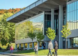 Dix établissements d’enseignement supérieur québécois s’unissent pour déclarer l’urgence climatique - Photo : Université de Sherbrooke